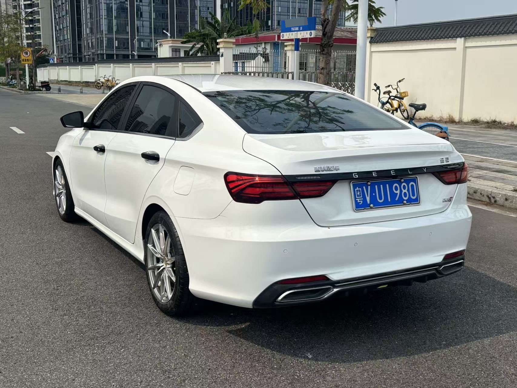 GEELY Binray 2019 изображение автомобиля #4