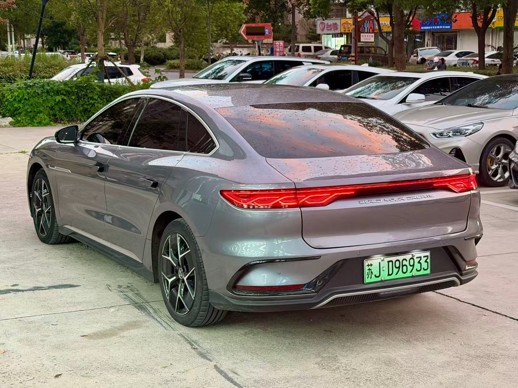 BYD Han 2023 #4 BYD Han 2023 immagine di auto #4