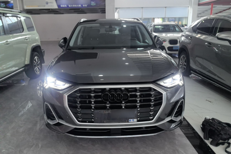Audi Q3 2021 #3 Audi Q3 2021 car image #3