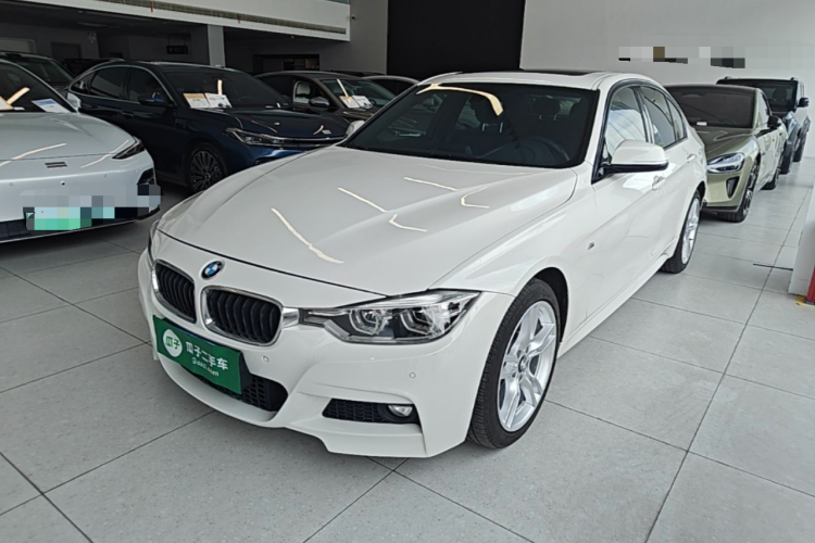 BMW 3 Series 2018 #2 BMW 3 Series 2018 car image #2