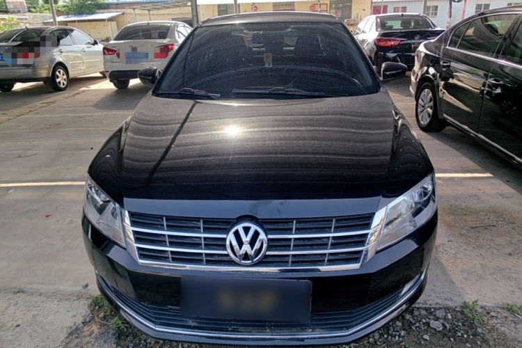 Volkswagen Lavida 2015 car image #3