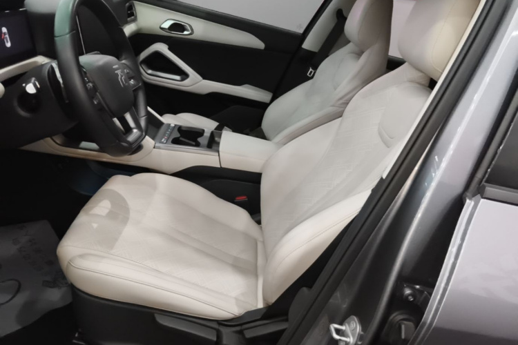 BYD YuanUP 2025 car image #15