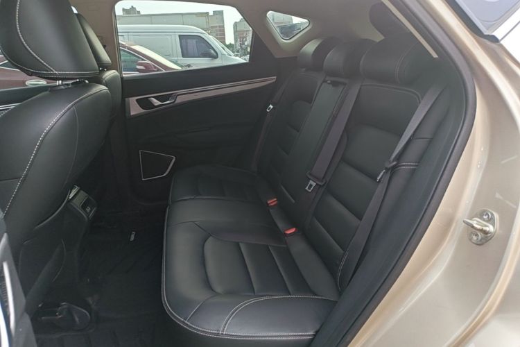GEELY Emgrand GS 2019 #17 GEELY Emgrand GS 2019 car image #17