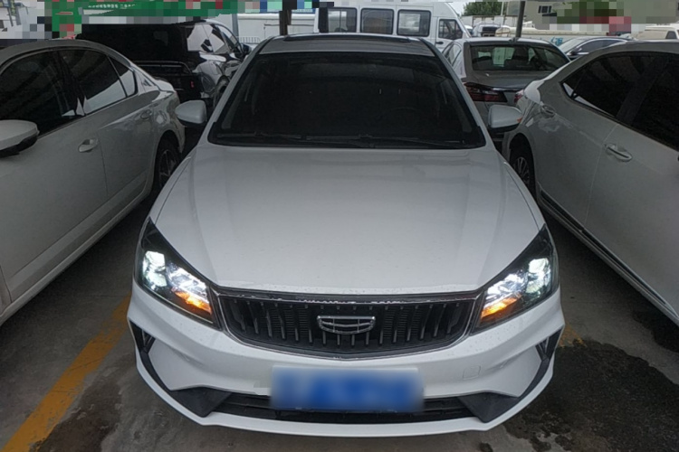 GEELY Emgrand 2021 car image #3