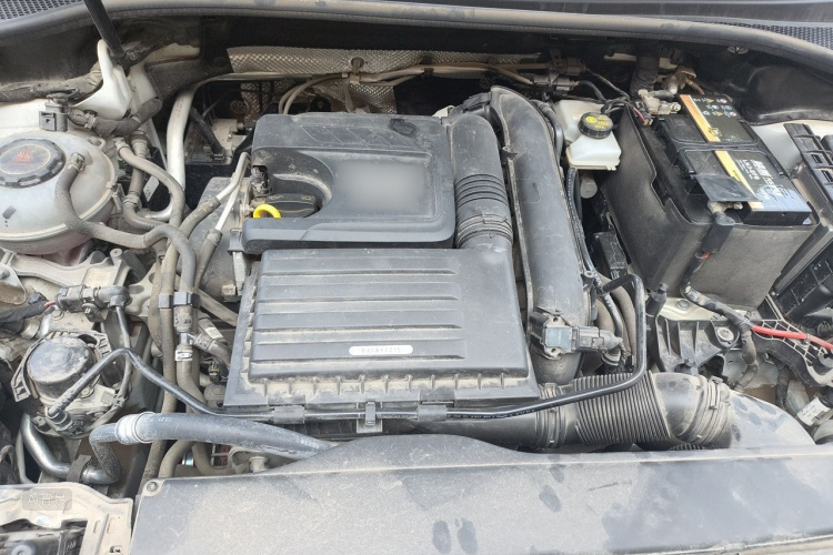 Audi Q3 2021 car image #22