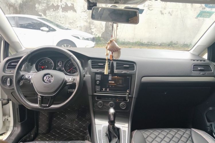 Volkswagen Golf 2019 #11 Volkswagen Golf 2019 car image #11
