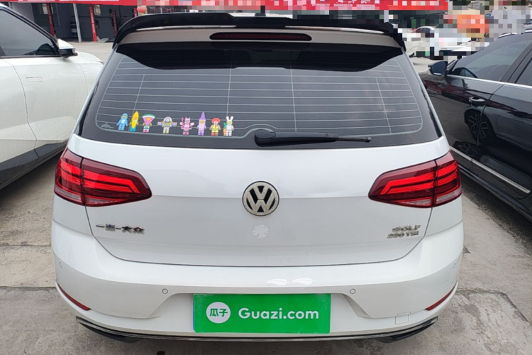 Volkswagen Golf 2020 car image #6