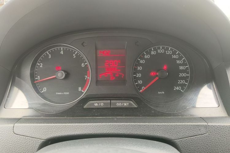 Volkswagen Santana 2016 car image #12