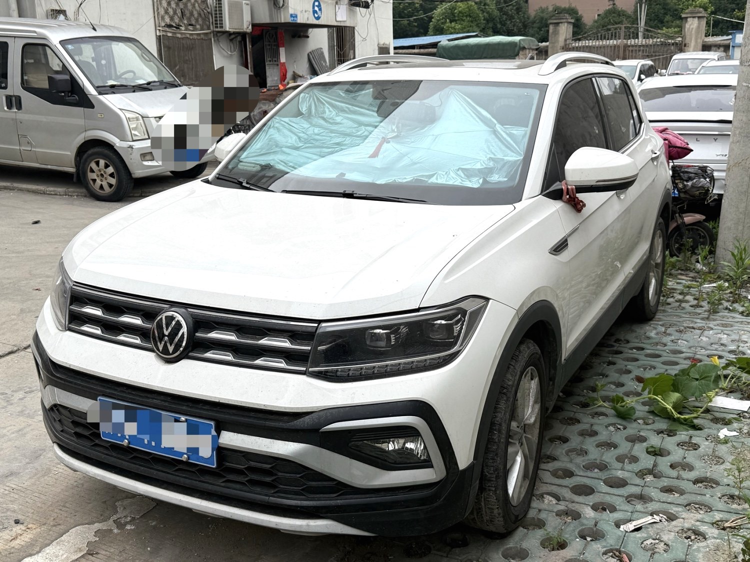 Volkswagen T-Cross 2022 car image 