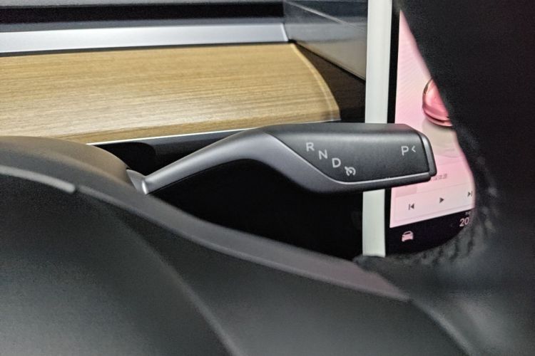 Tesla Model 3 2023 #14 Tesla Model 3 2023 car image #14