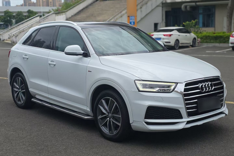 Audi Q3 2019 #4 Audi Q3 2019 car image #4