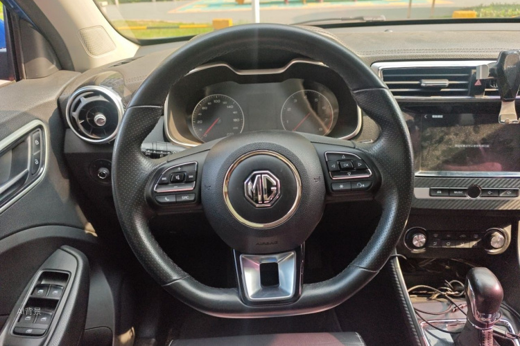 MG ZS 2018 #12 MG ZS 2018 car image #12