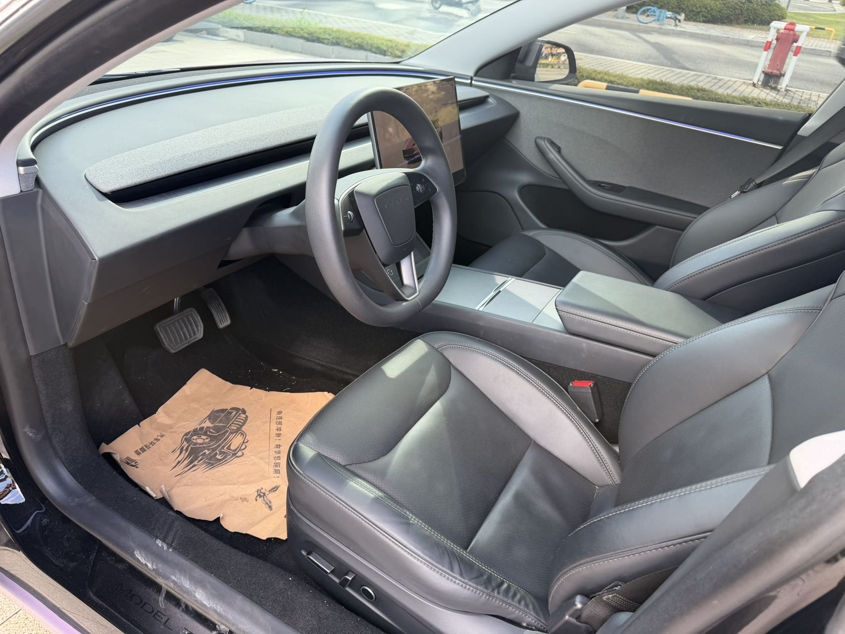 Tesla Model 3 2024 immagine di auto #4