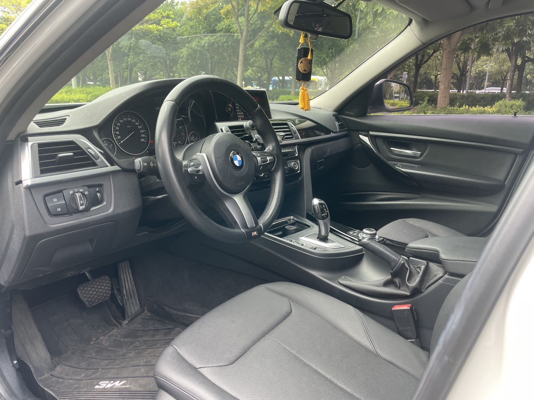 BMW 3 Series 2016 #15 BMW 3 Series 2016 car image #15