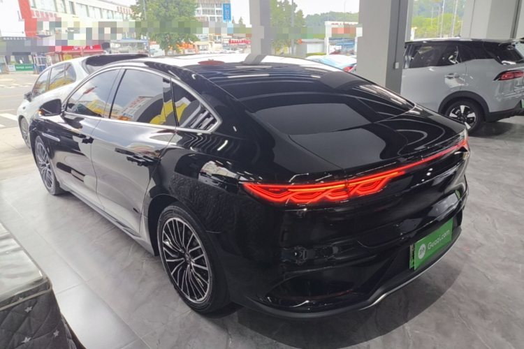 BYD Han 2023 #5 BYD Han 2023 car image #5
