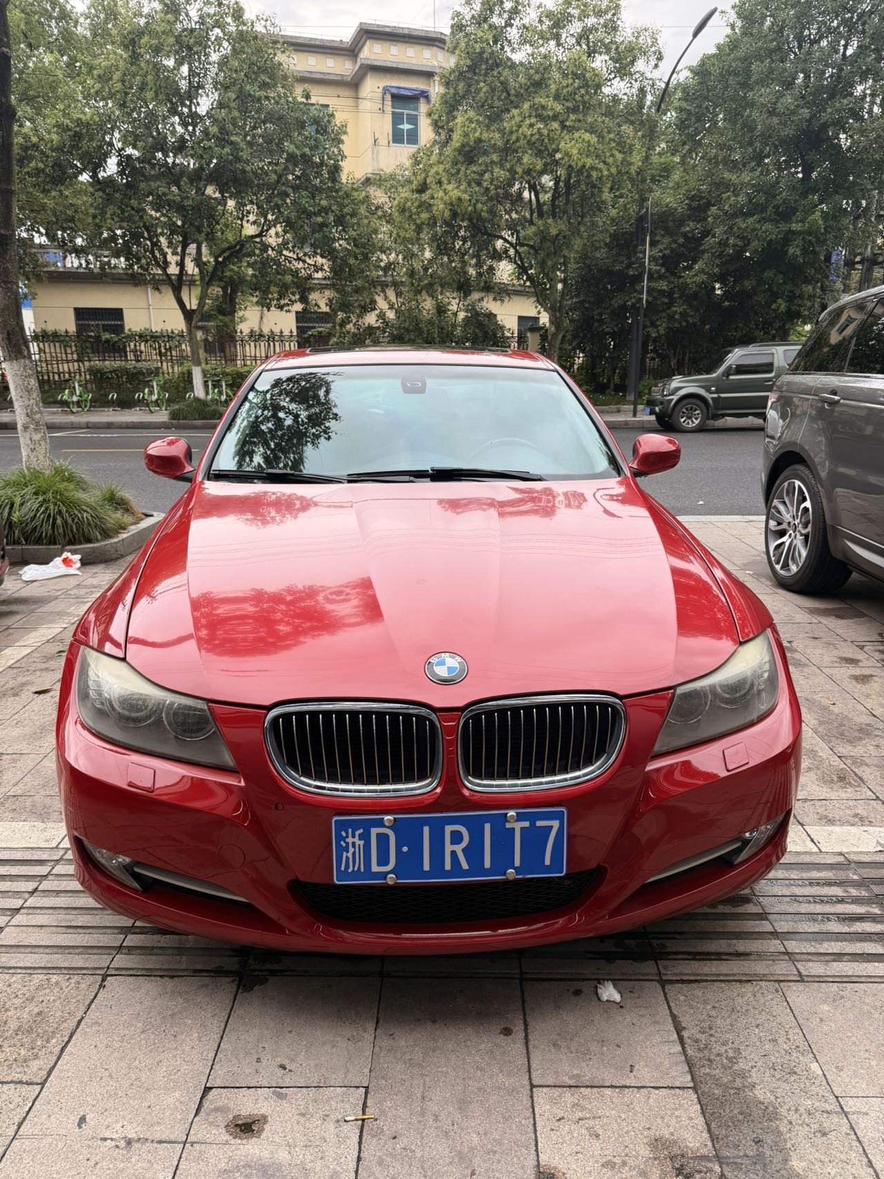 BMW 3 Series 2012 BMW 3 Series 2012 car image