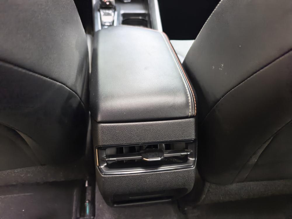 GEELY Binray 2022 immagine di auto #8