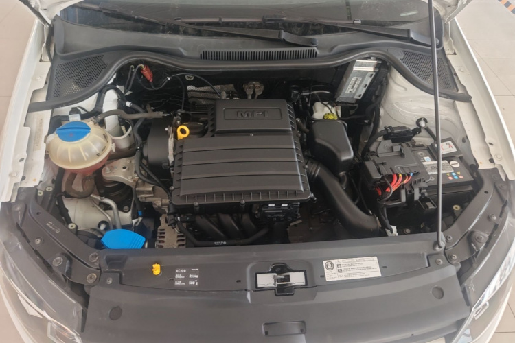 Volkswagen Polo 2018 car image #22