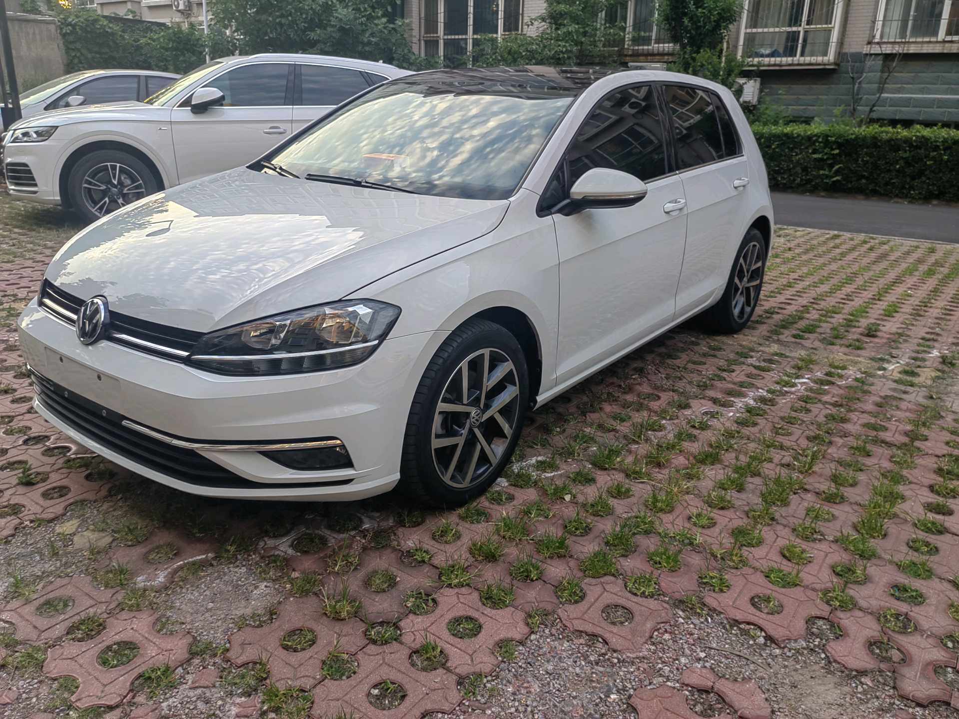 2020 car image 