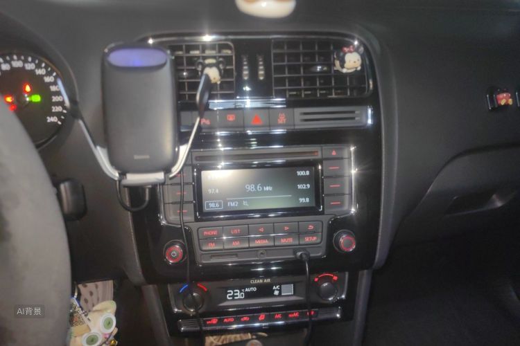 Volkswagen Polo 2017 #15 Volkswagen Polo 2017 car image #15