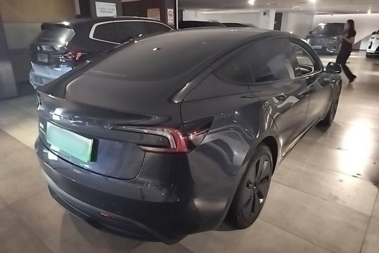 Tesla Model 3 2025 #7 Tesla Model 3 2025 car image #7