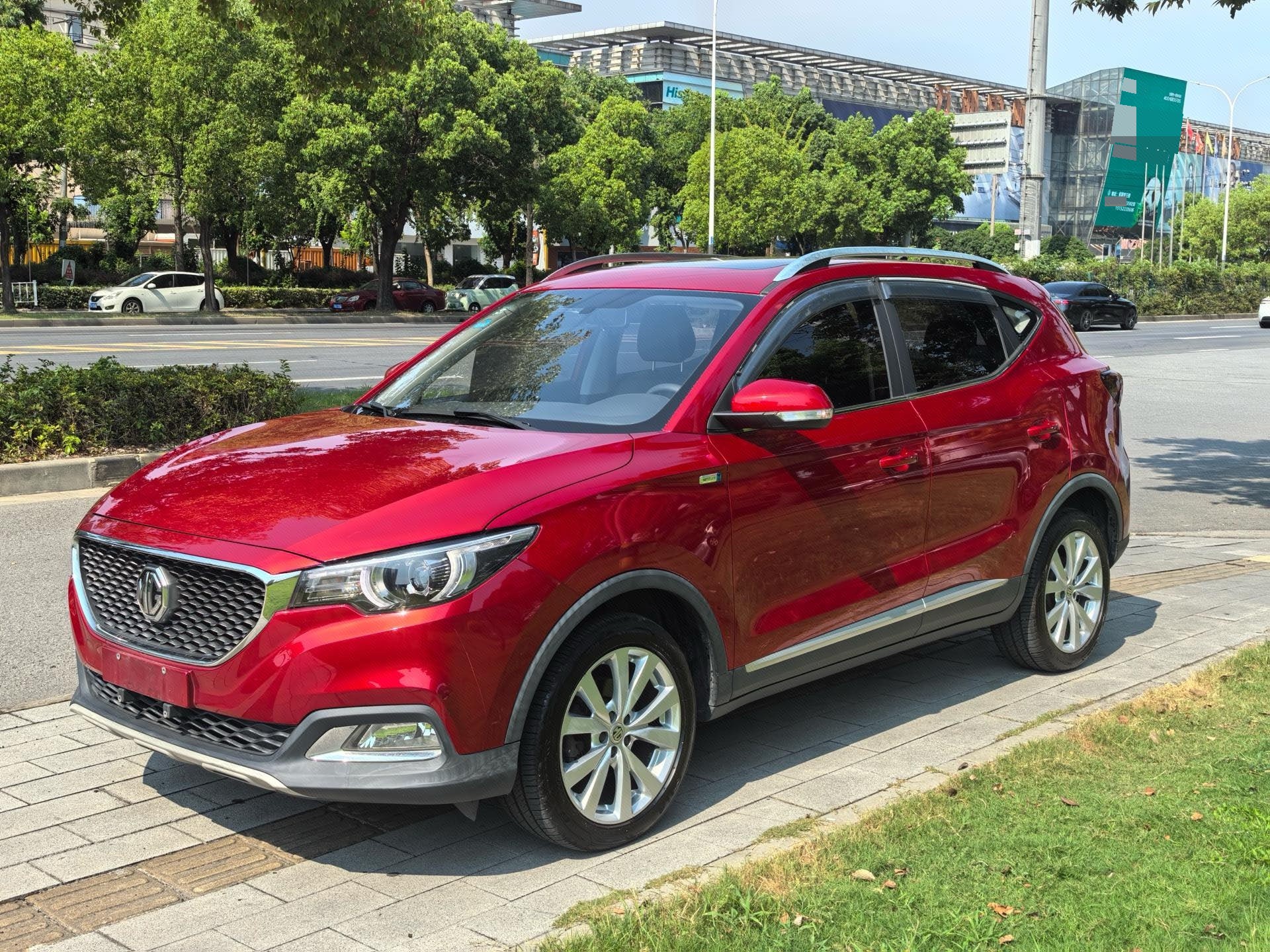 MG ZS 2017 MG ZS 2017 car image