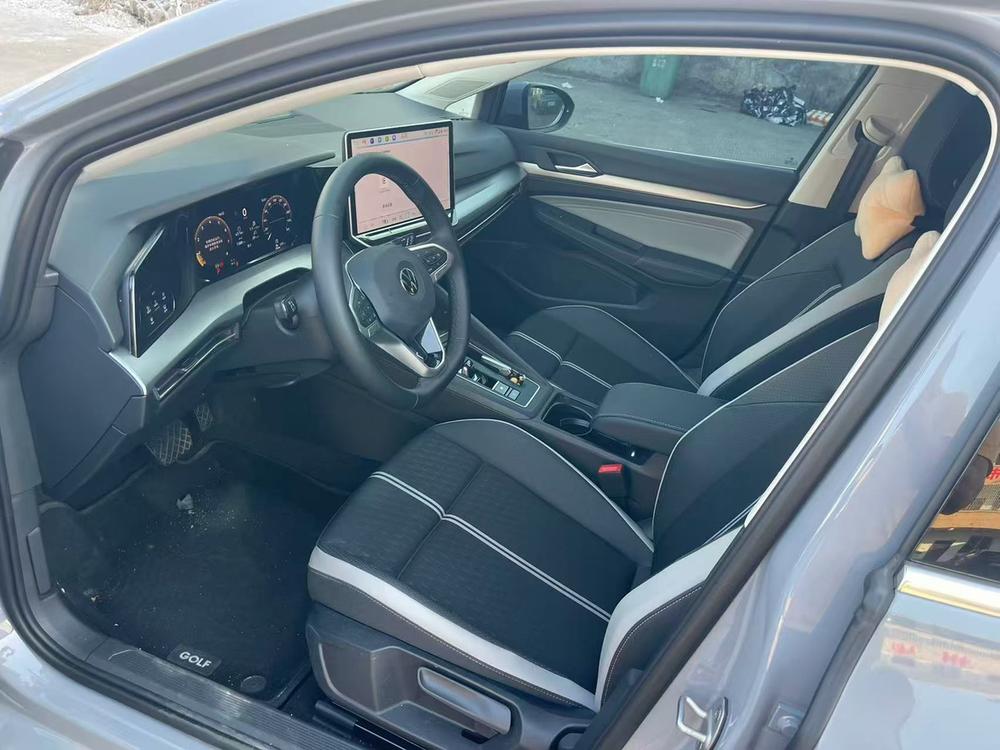 Volkswagen Golf 2026 #8 Volkswagen Golf 2026 car image #8