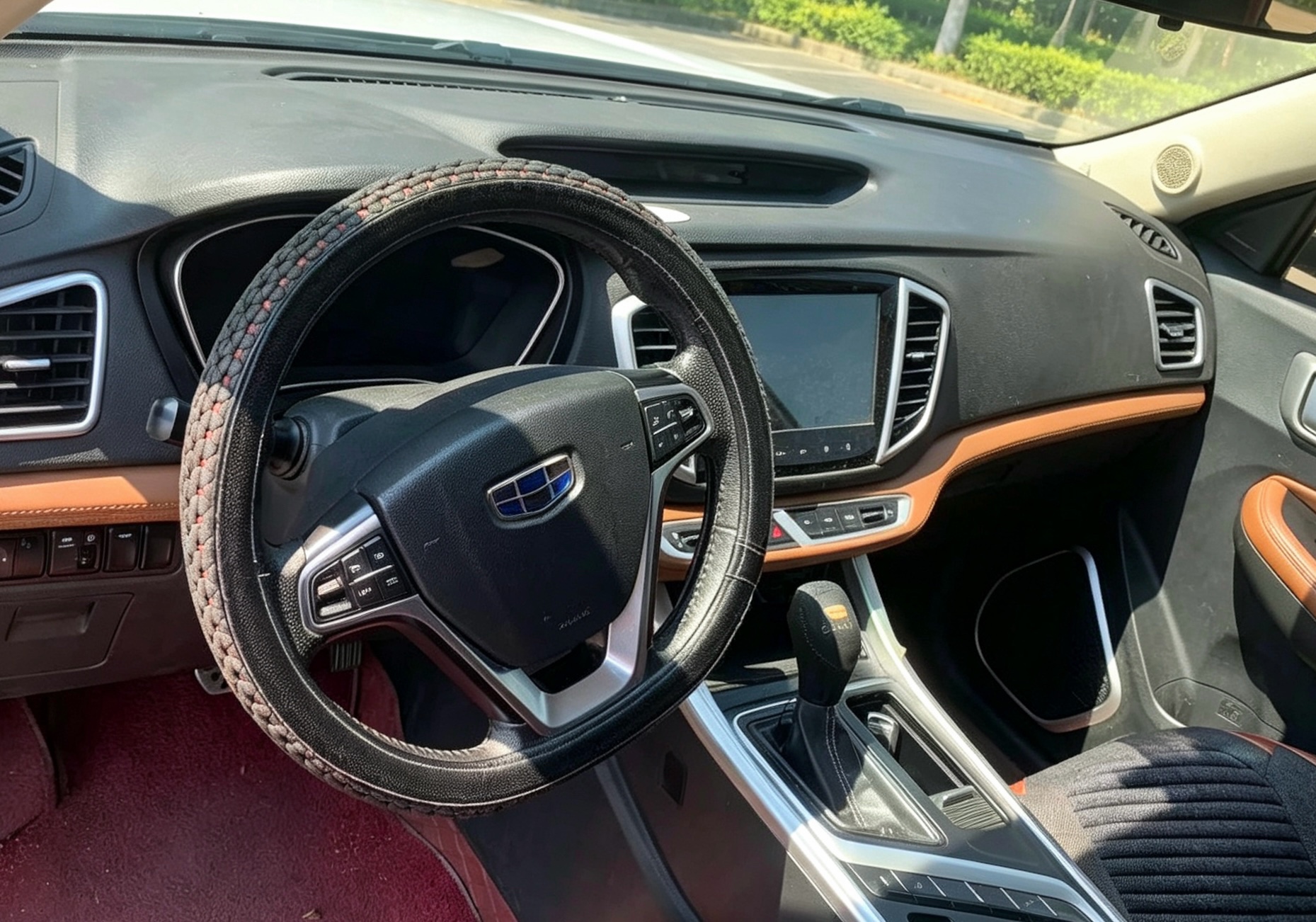 GEELY Vision X6 2018 car image #7