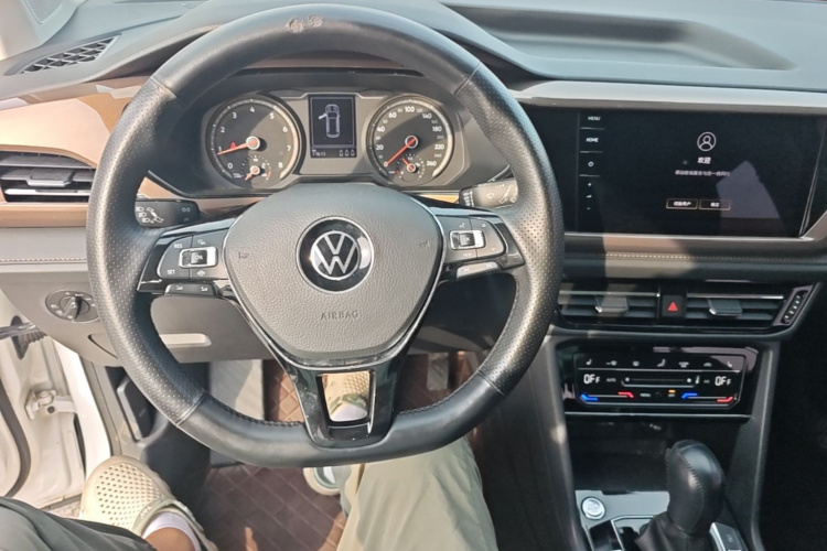 Volkswagen Tharu 2021 #15 Volkswagen Tharu 2021 immagine di auto #15