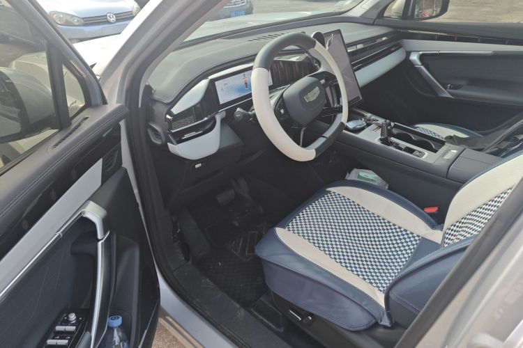 GEELY Boyue L 2024 immagine di auto #16