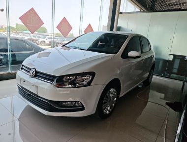 Volkswagen Polo 2018 صورة سيارة 