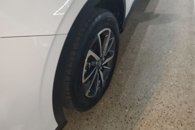 GEELY Coolray 2021 car image #7