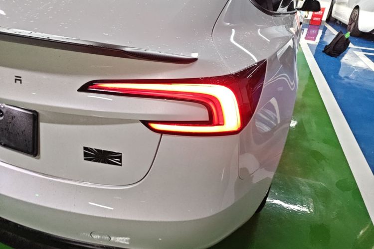 Tesla Model 3 2024 #8 Tesla Model 3 2024 car image #8