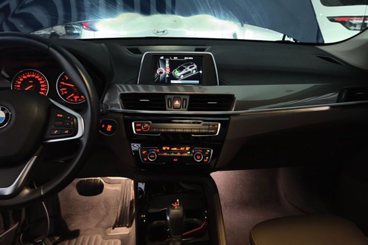 BMW X1 2017 car image #13