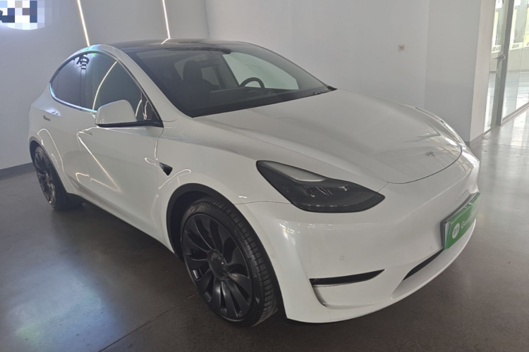 Tesla Model Y 2022 #4 Tesla Model Y 2022 car image #4