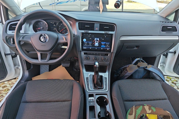 Volkswagen Golf 2016 car image #10