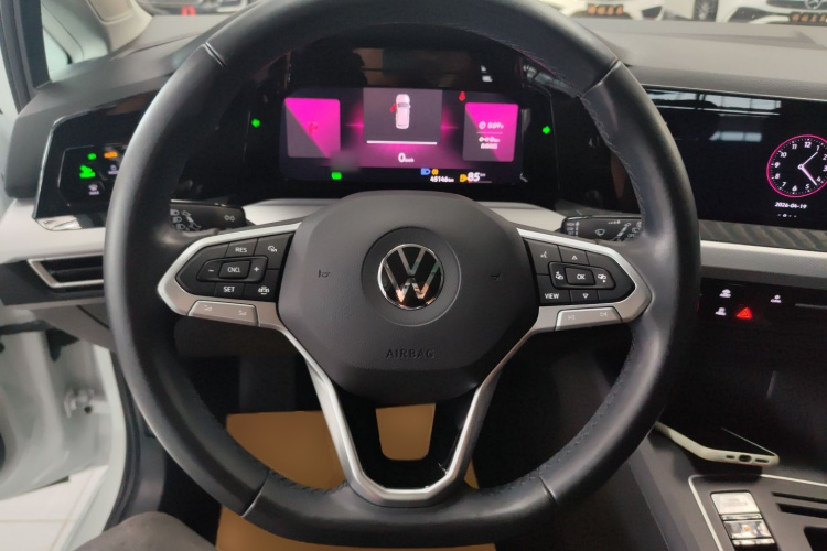 Volkswagen Golf 2020 imagen de coche #11