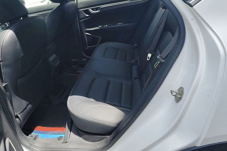 GEELY Emgrand GS 2017 #13 GEELY Emgrand GS 2017 car image #13