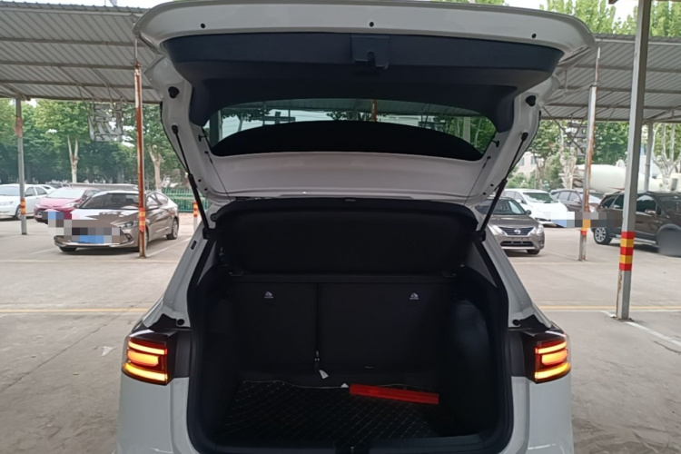 Volkswagen Tharu 2026 car image #19