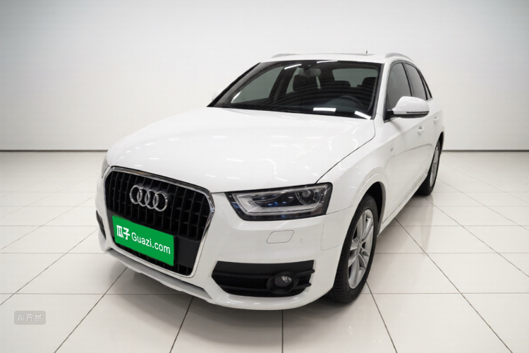 Audi Q3 2016 car image #2