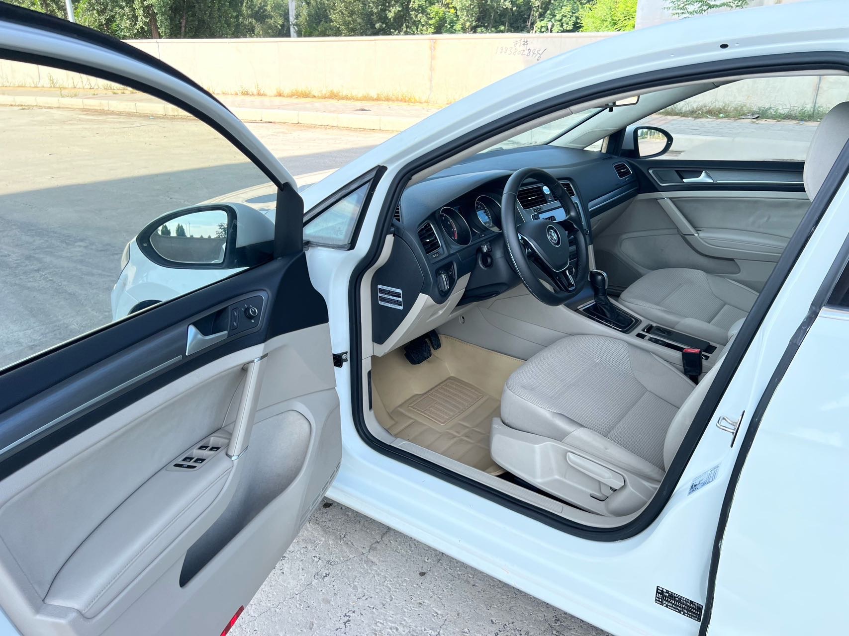 Volkswagen Golf 2016 car image #7