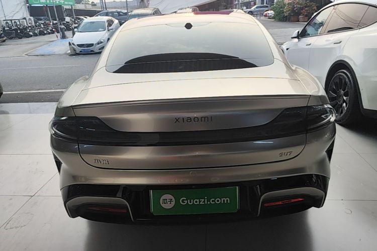 MI SU7 2025 car image #6