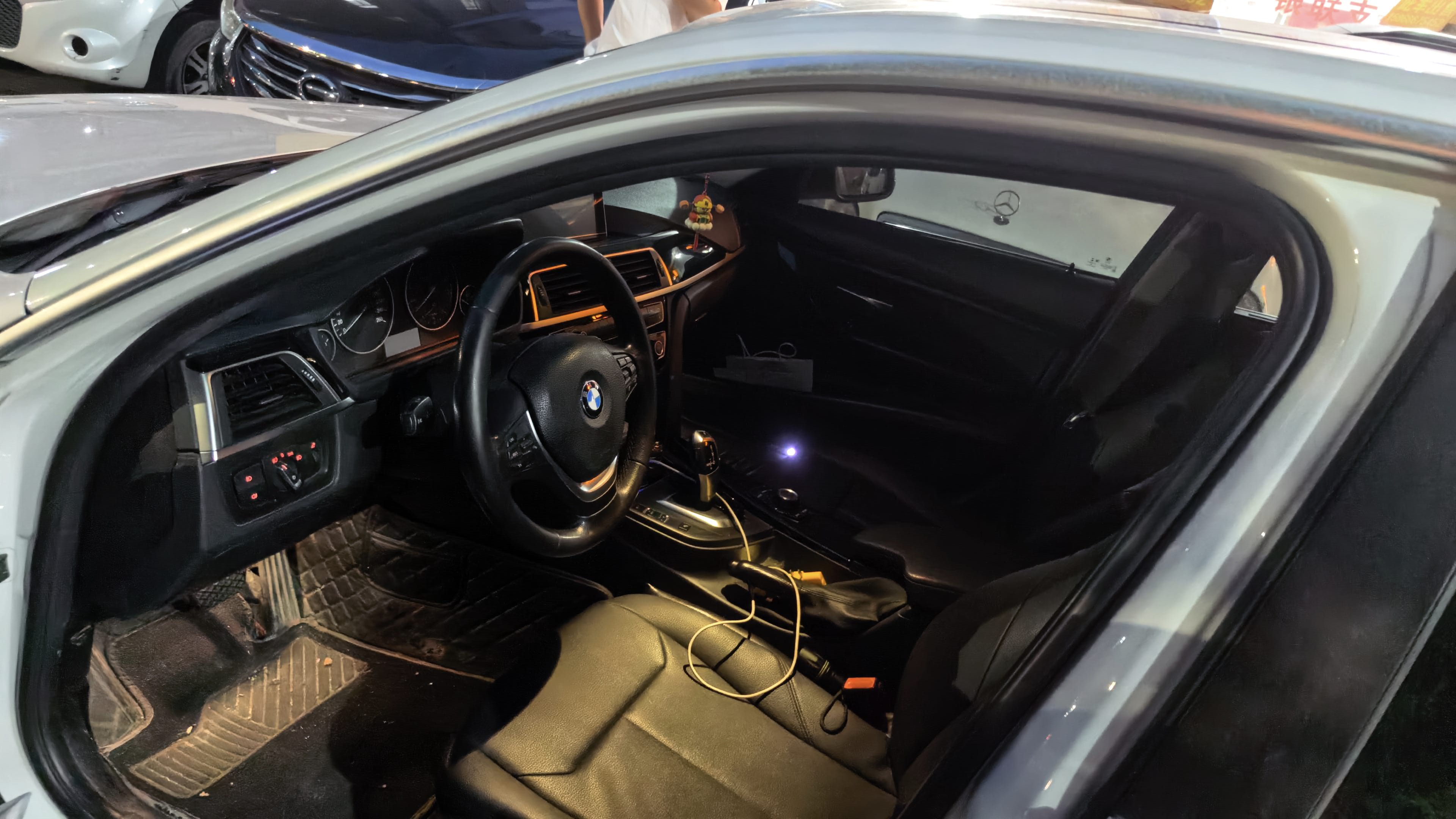 BMW 3 Series 2017 #7 BMW 3 Series 2017 car image #7