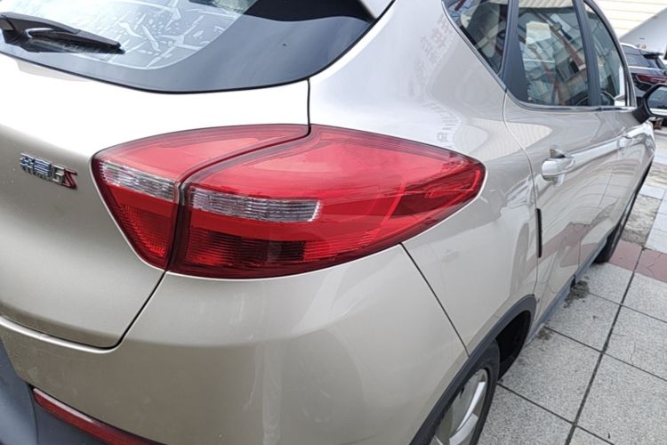 GEELY Emgrand GS 2018 car image #8