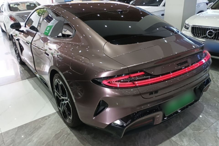 MI SU7 2025 car image #7