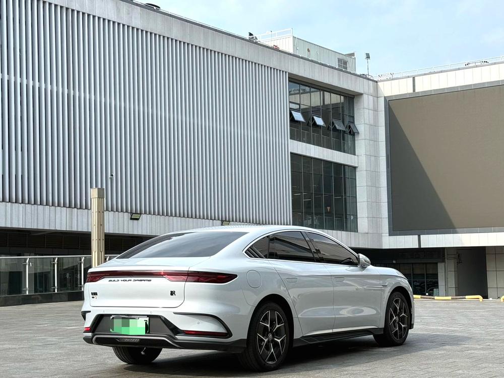 BYD Han 2024 car image #6