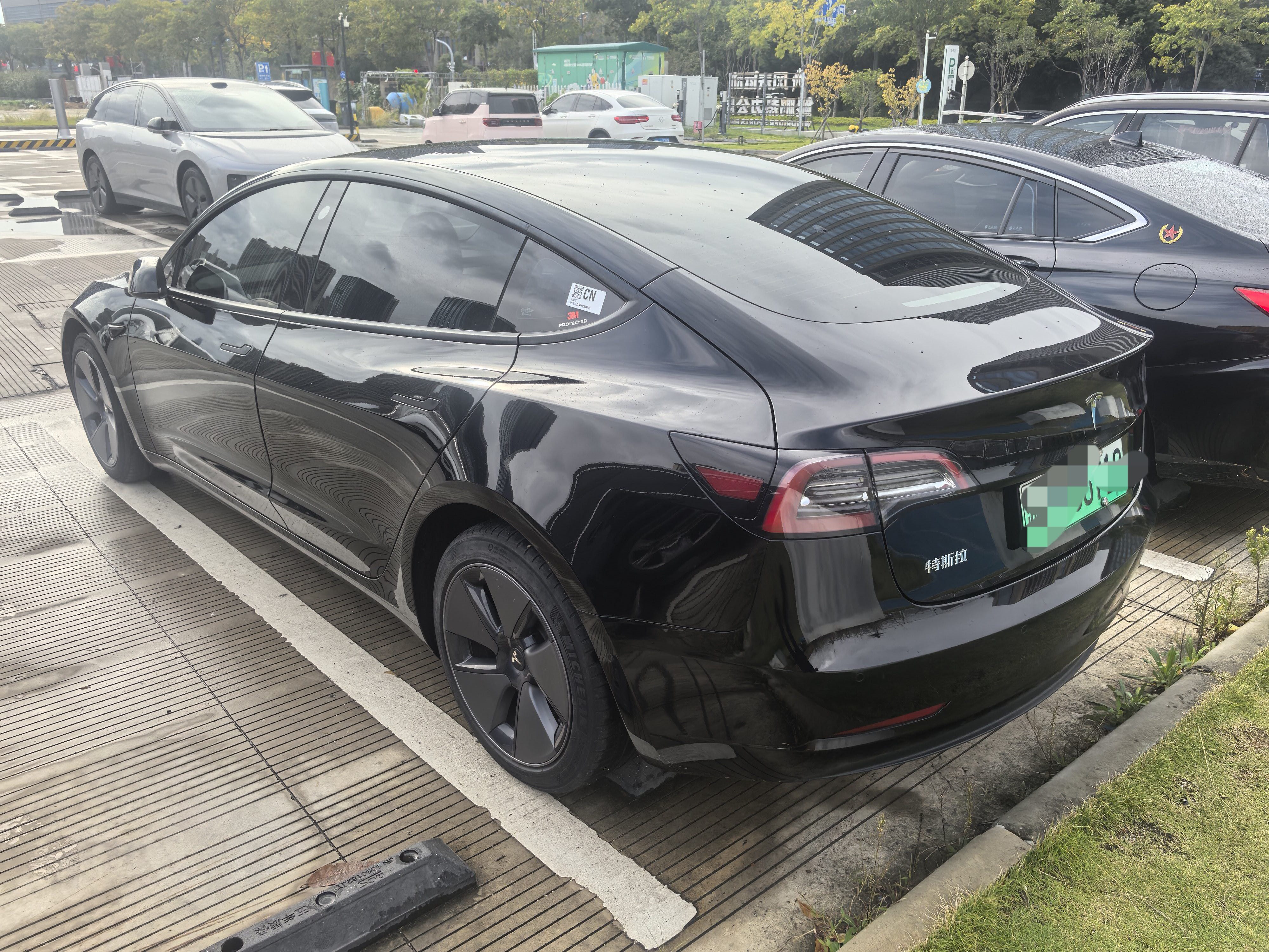 Tesla Model 3 2022 immagine di auto #4