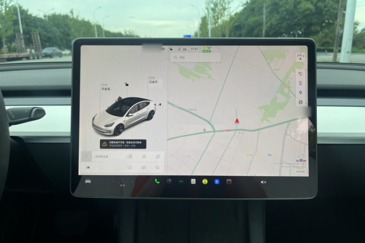Tesla Model 3 2021 #12 Tesla Model 3 2021 car image #12