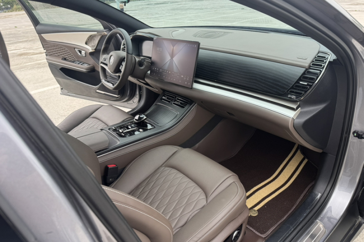 BYD Han 2024 #23 BYD Han 2024 immagine di auto #23