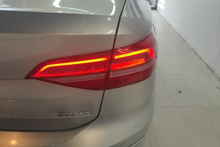Volkswagen Lavida 2019 car image #8